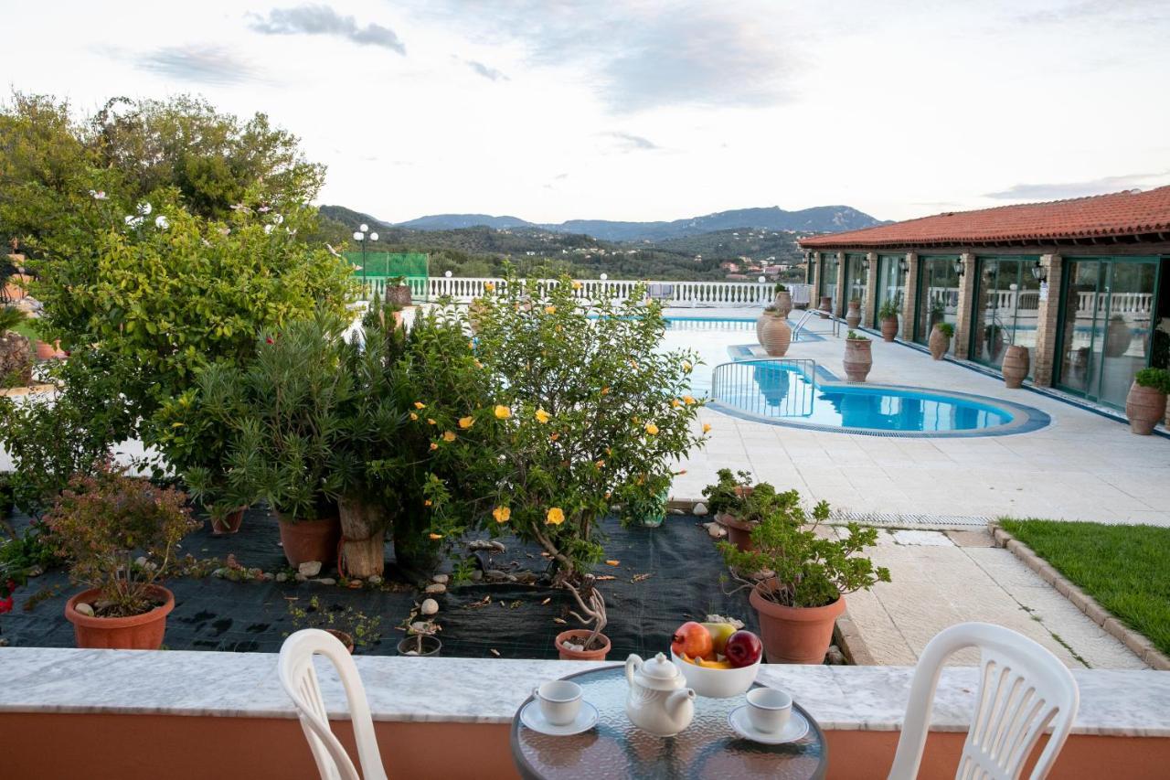 Villa Voula Agios Stefanos Avliotes  Extérieur photo