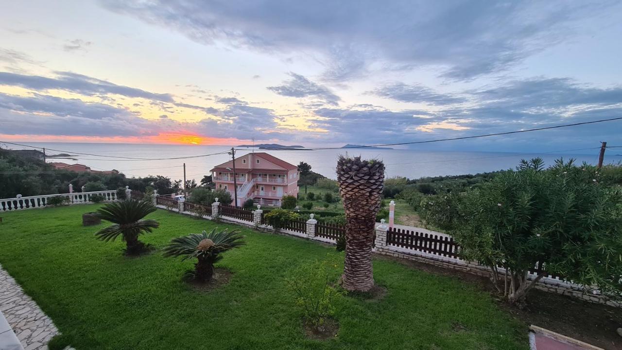 Villa Voula Agios Stefanos Avliotes  Extérieur photo