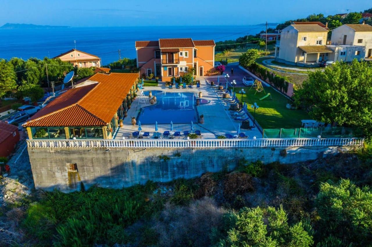 Villa Voula Agios Stefanos Avliotes  Extérieur photo